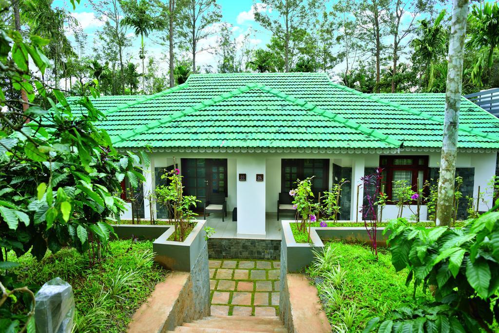 The Woods Resorts Wayanad Sultan Bathery Exterior foto